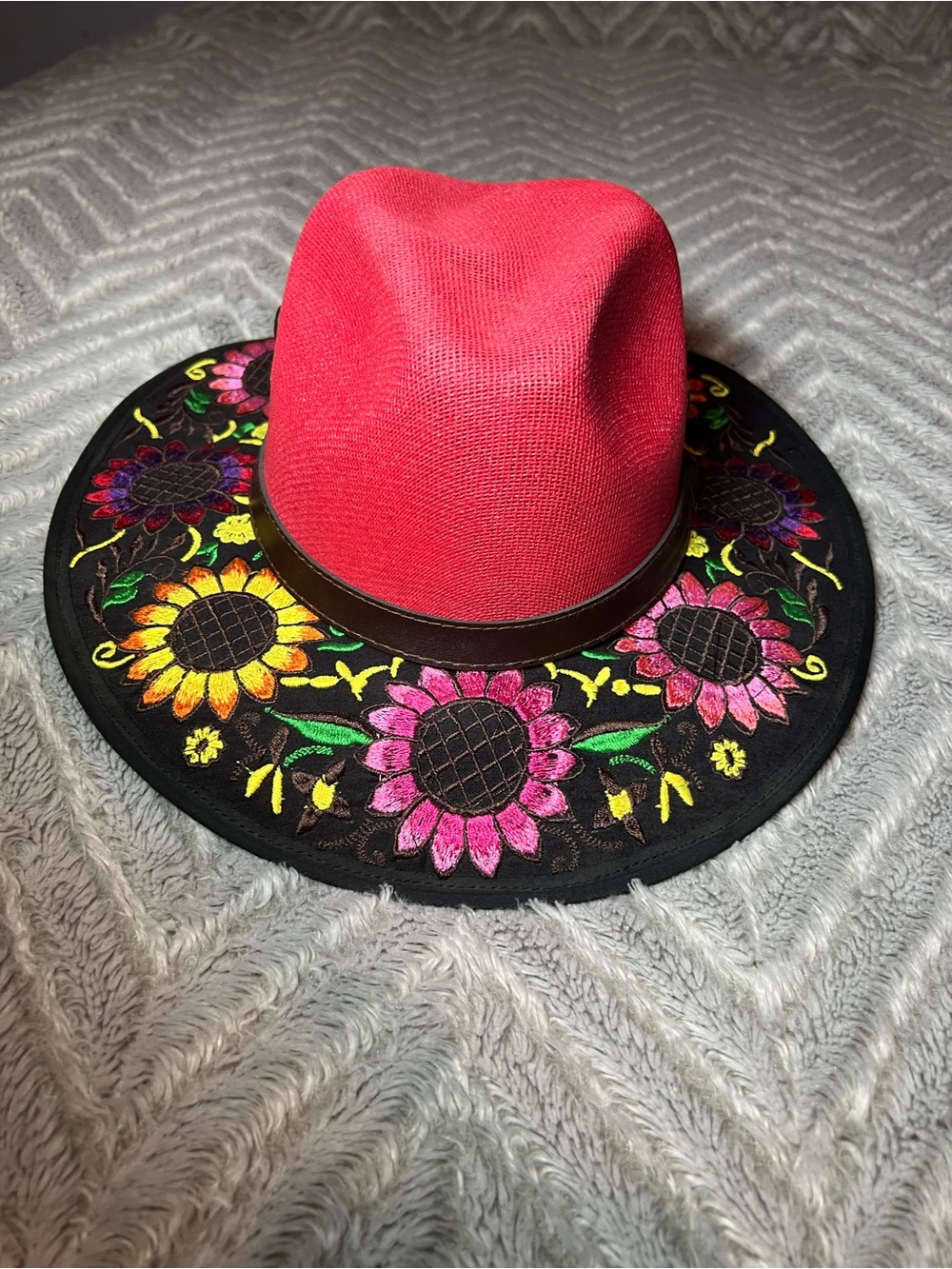 & Other Stories Pink Fedora with Embroidered Floral Brim